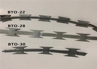 La boucle simple de barrière de lame de rasoir de fil barbelé de degré de sécurité a lové galvanisé/PVC enduit