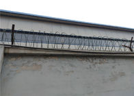 Utilisation en accordéon de fil de rasoir du fil BTO 22 de bande de rasoir sur le mur
